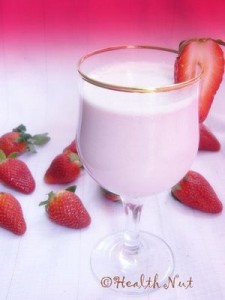 Braškinis paukščių pienas. Strawberry milk poultry.