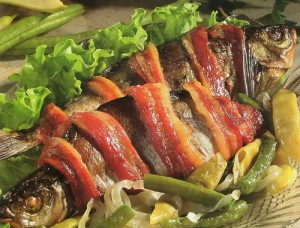Žuvys su šonine ir šparaginėmis pupelėmis
