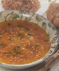 Pertrinta daržovių sriuba su sėlenomis
