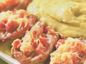 Kiaulienos kepsneliai su bulvių koše