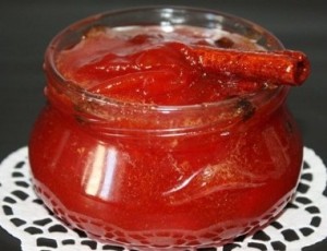 Pomidorų ir aitriosios paprikos džemas 
