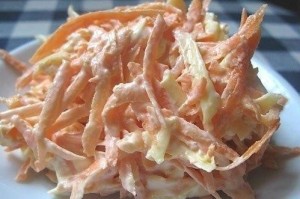 Morkų salotos su sūriu
