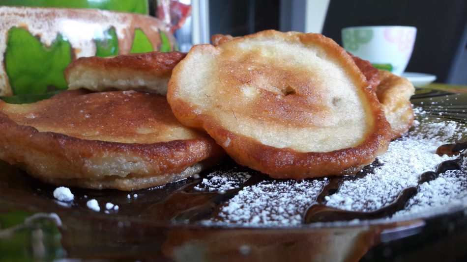 Kriaušių ir bananų blynai be pieno